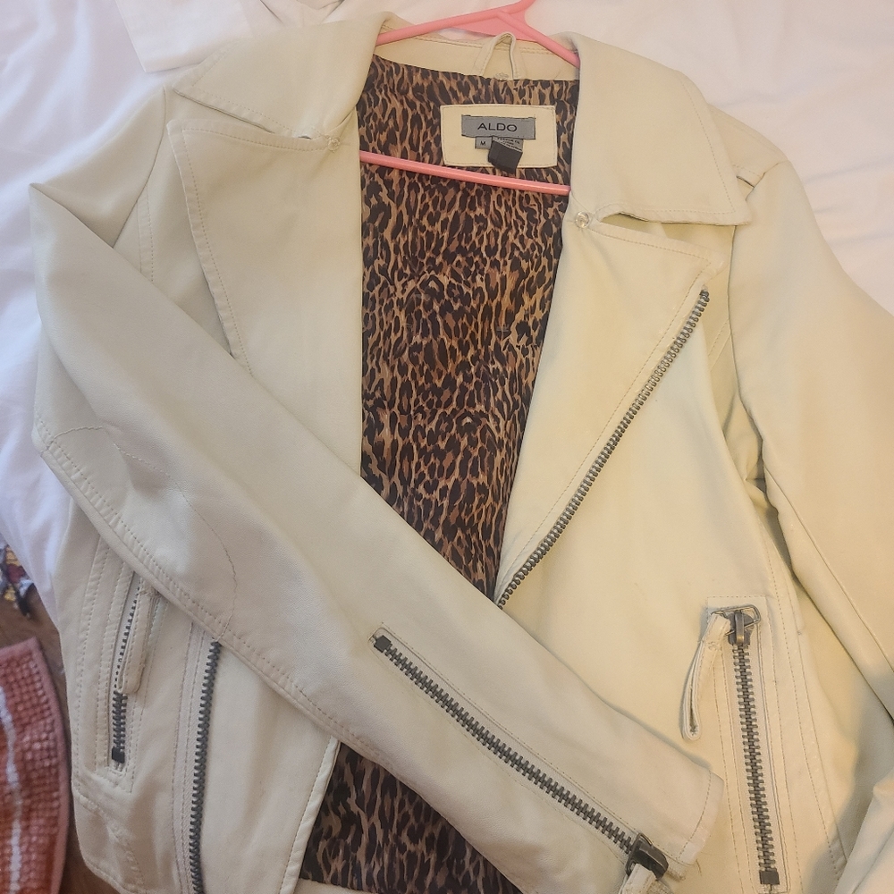 Women's moto jacket